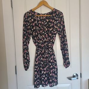 TRIXXI Clothing Company Beautiful Floral Boho Spring Summer Dress Size S…